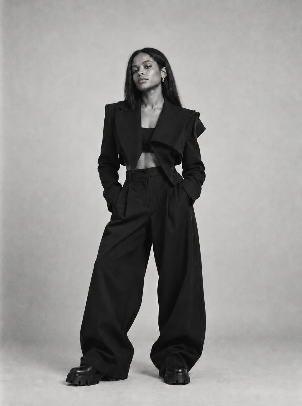 Simone — photograph 1